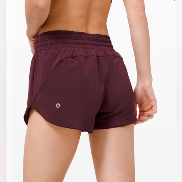 lululemon athletica Pants - Lululemon Choose a Side Short *Reversible 3" in Chianti/Cassis